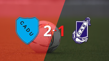 Guillermo Brown no pudo en su visita a Def. Unidos y perdió 2 a 1