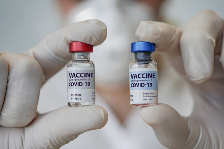 Gran demanda de vacunaci&oacute;n contra el Covid-19 en farmacias de Jujuy