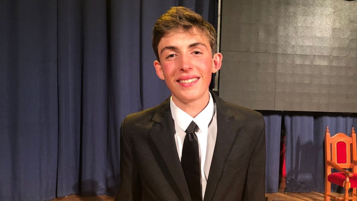 Fiesta Nacional de los Estudiantes: el José Hernández eligió al primer paje