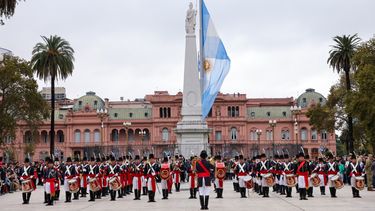Cambio de guardia en Plaza de Mayo