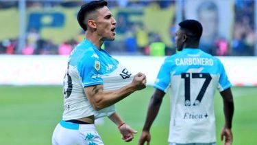 Racing campeón del Trofeo de Campeones.
