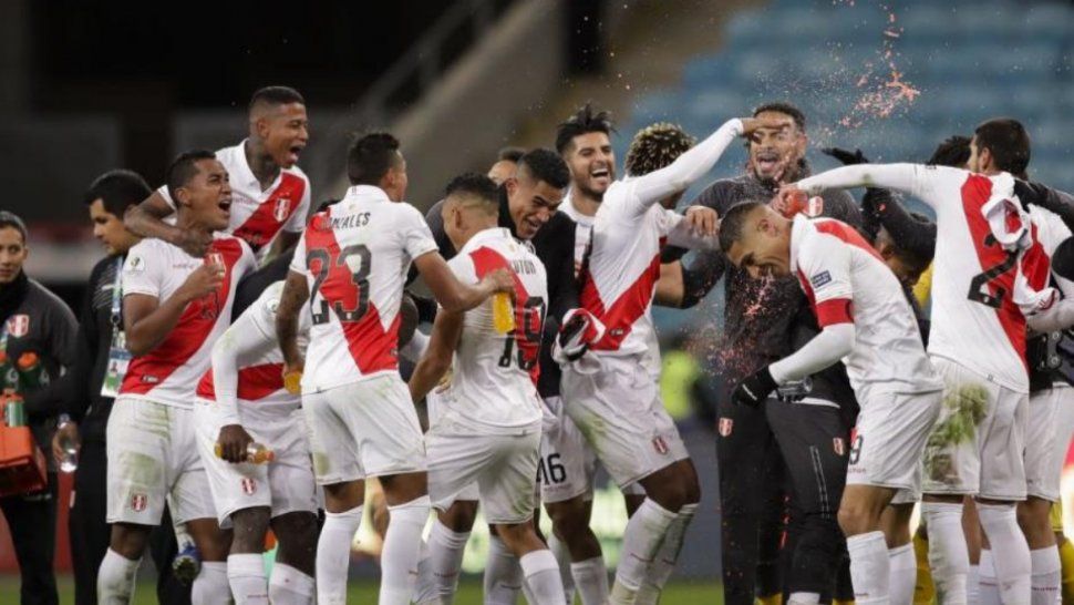 Sorpresa: Perú goleo a Chile y es finalista en la Copa América
