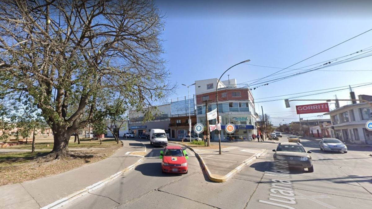 La zona de avenida Pueyrredón y Gorriti, donde le robaron el celular a un hombre que se durmió en la calle. /Imagen: Google Maps