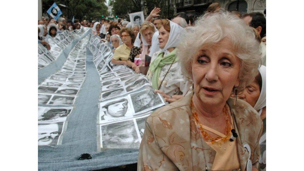 Las Abuelas de Plaza de Mayo encontraron a Victoria, la nieta 125