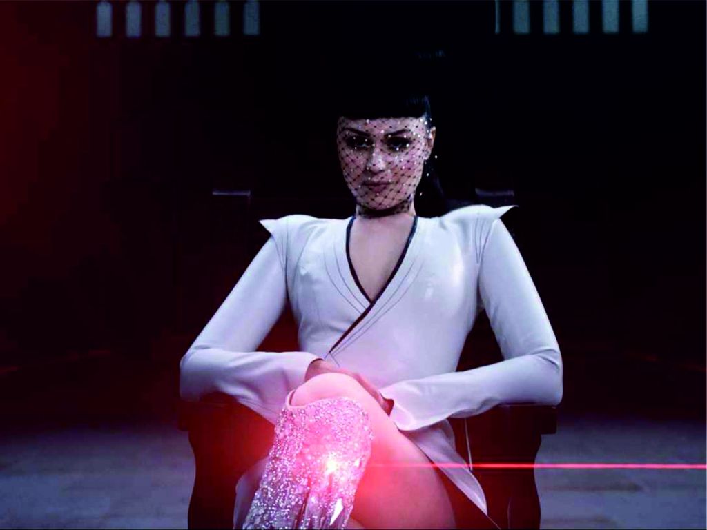 Viktoria Modesta