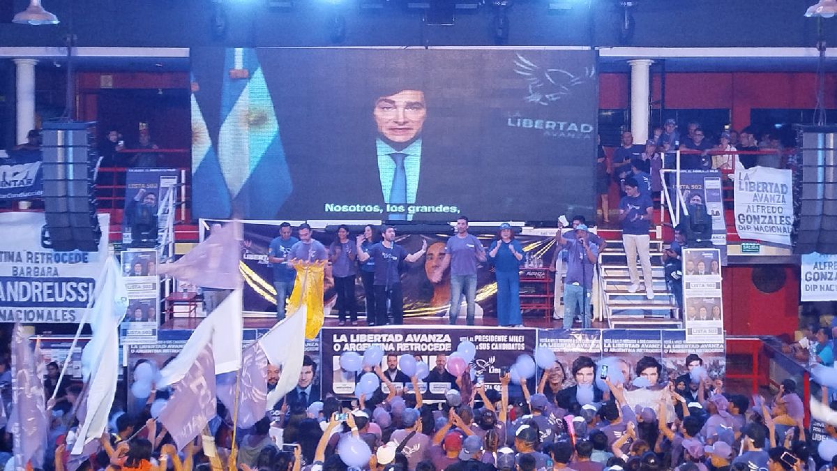La Libertad Avanza cerró la campaña con un acto&nbsp;