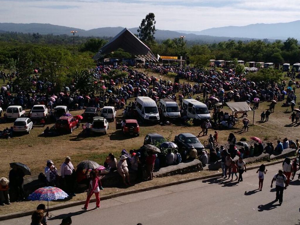 Miles de peregrinos en el Santuario