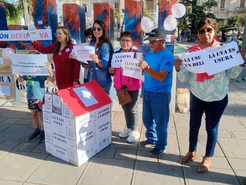 Reclamo por créditos hipotecarios UVA.