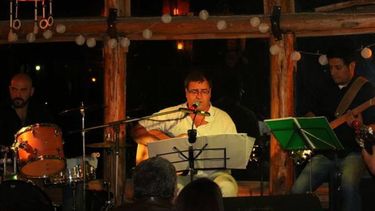 Pucho González en un show. /Facebook