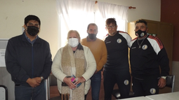 Altos Hornos Zapla y la escuela Comercial firmaron un convenio.