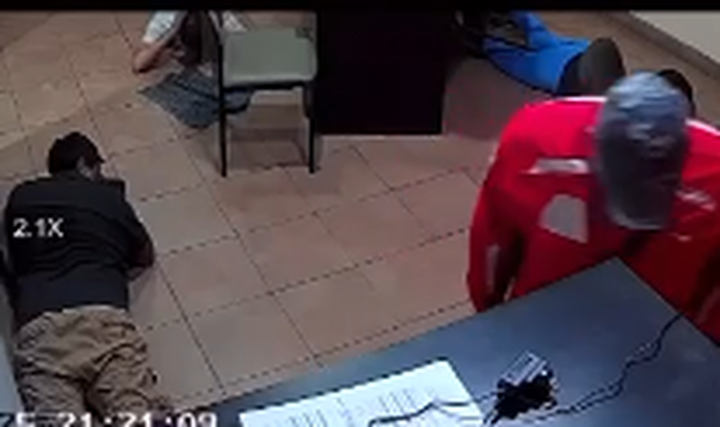 La Policía avanza con pericias, cámaras y testimonios para esclarecer el robo ocurrido en la tarde-noche del lunes en el casco céntrico de Perico.