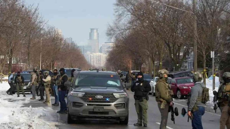 Un oficial de migraciones de Estados Unidos mató a una mujer