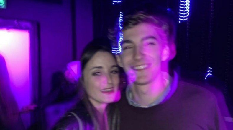 ¿Un fantasma? Misteriosa foto en un boliche que está donde antes había una funeraria