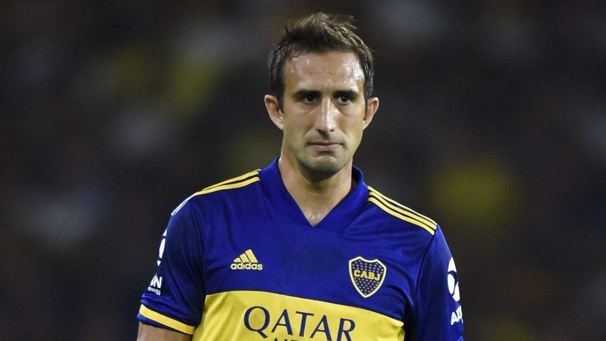 El defensor de Boca se enfrentó con Frank Fabra en el partido ante Talleres.