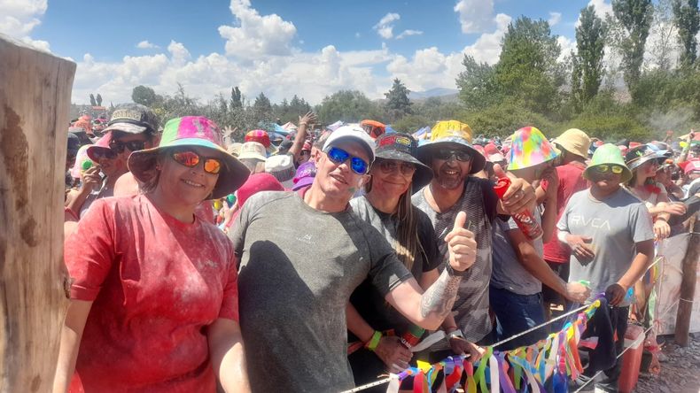 Carnaval 2026: Así se vivió la Bajada de los Diablos de Los Alegres de Uquía