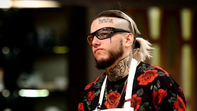 Alex Caniggia venderá una edición limitada de su hamburguesa gigante presentada en televisión