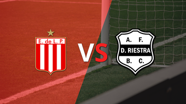 Con un solo gol, Estudiantes derrotó a Dep. Riestra en el estadio el Tierra de Campeones