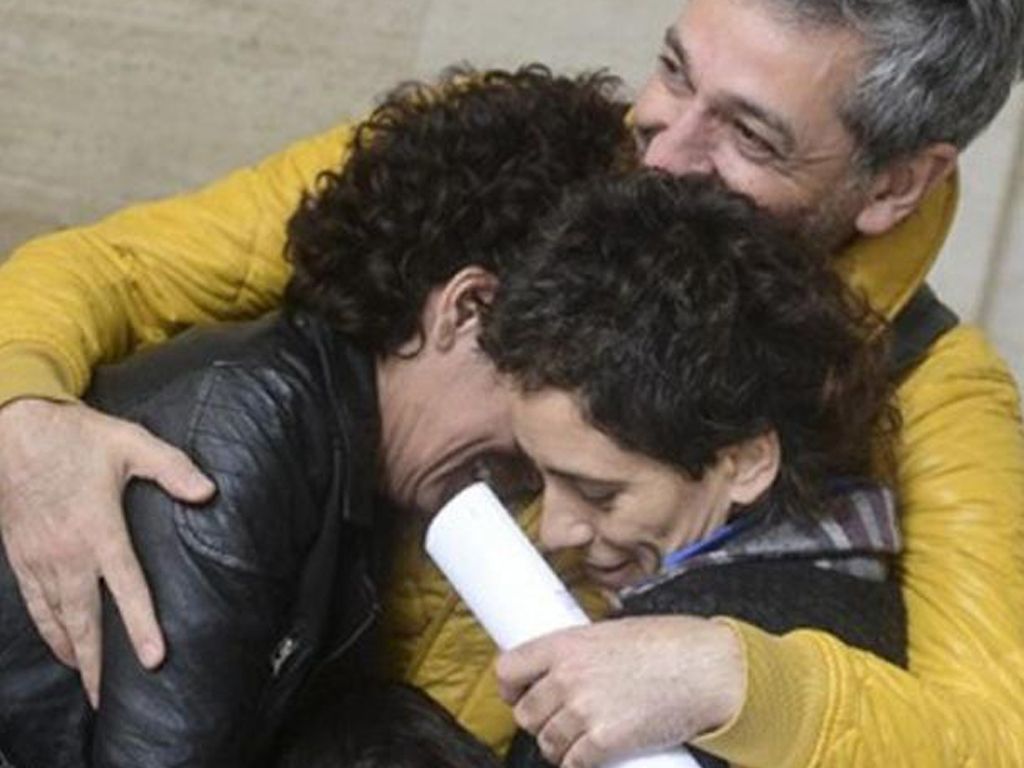 Triple filiación