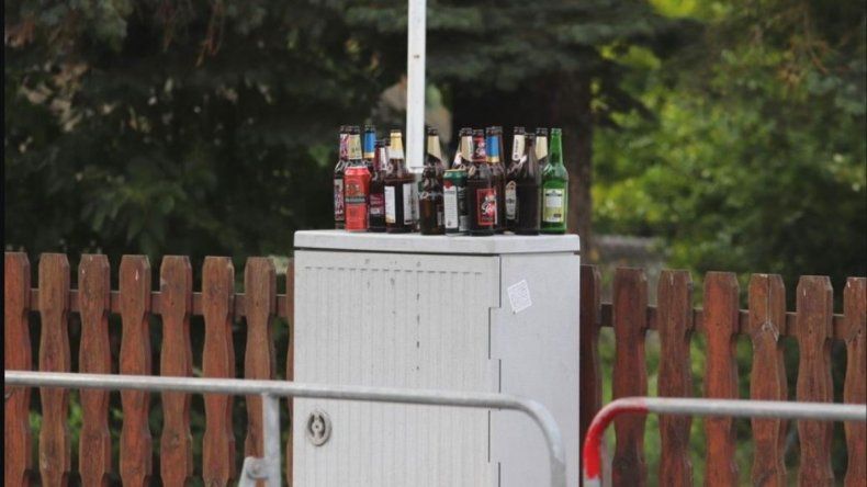 Vecinos compraron toda la cerveza para sabotear festejo neonazi