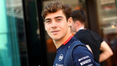 Después de hacer historia y salir 8° en Bakú, el piloto argentino va por más.