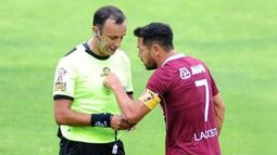 Lautaro Acosta podría recibir una grave sanción por agredir al árbitro Herrera.&nbsp;