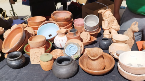 Todo Jujuy | Casira: estudiantes venden sus artesanías