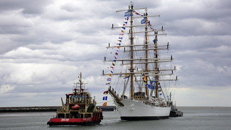 Con jujeños a bordo, la fragata Libertad comienza su viaje anual de instrucción