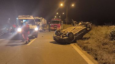 Impactante choque y vuelco en Ruta 66 a la altura de la Aduana: dos heridos Impactante choque y vuelco en Ruta 66 a la altura de la Aduana: dos heridos