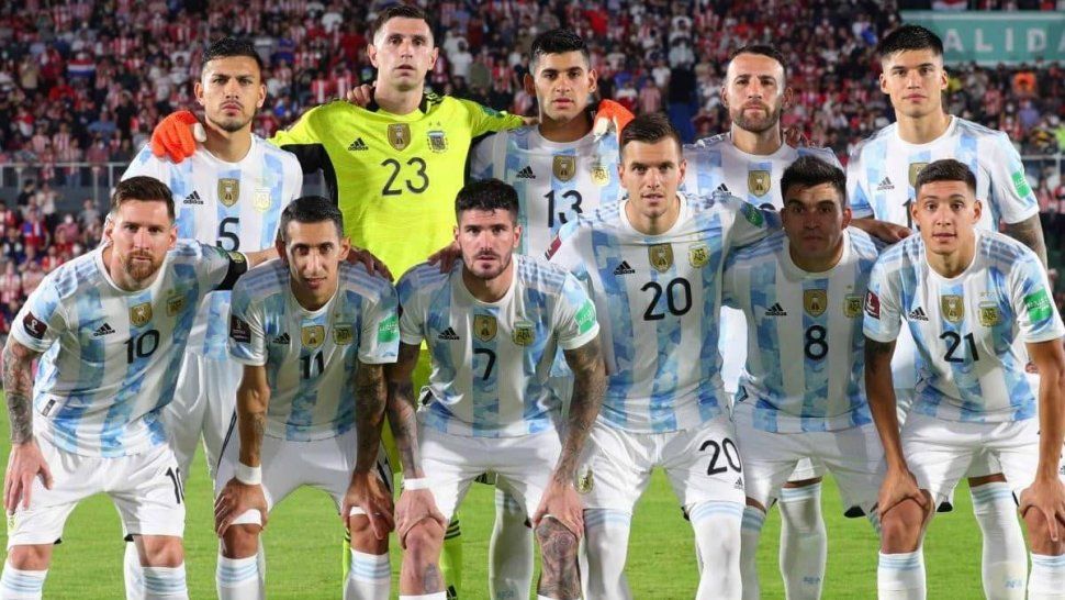 Argentina enfrenta a Estonia esta tarde.