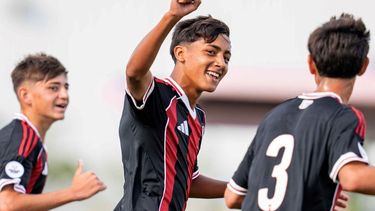 River Plate venció 2-0 al Atlético de Madrid.