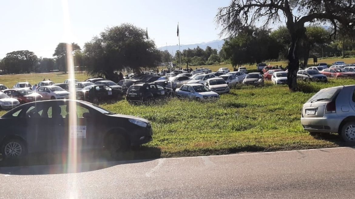 Remiseros cortan la ruta 34 en Salta