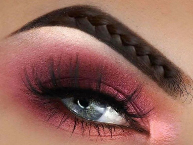 Cejas trenzadas