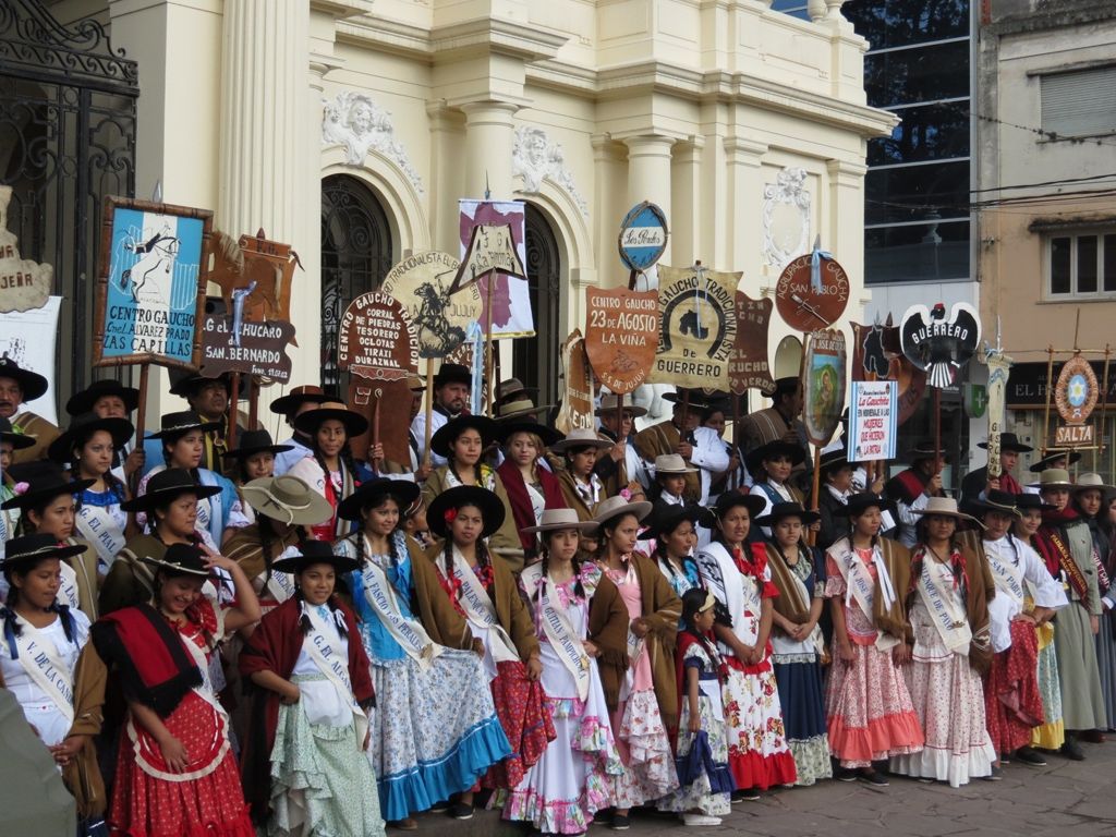 Comenzaron las actividades por la Semana de la Tradición