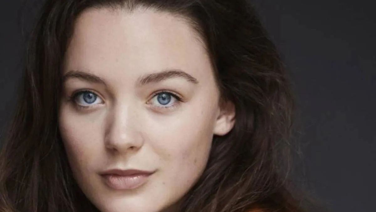 &nbsp;Pernilla August, Dennis Storhøi y Amalia Holm protagonizan esta miniserie de Netflix.