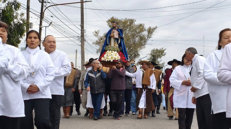 Procesión por San Cayetano.