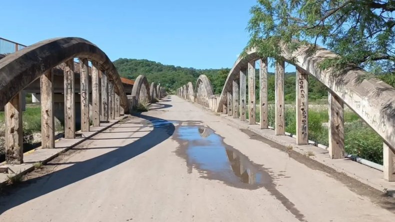 Puente angosto de El Quemado.