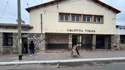 Reapertura de la Bibiliteca Pública en San Antonio.