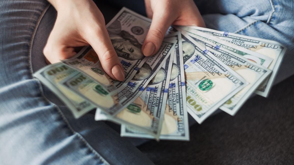 A la espera del acuerdo con el FMI, el mercado cambiario muestra una mayor presión.
