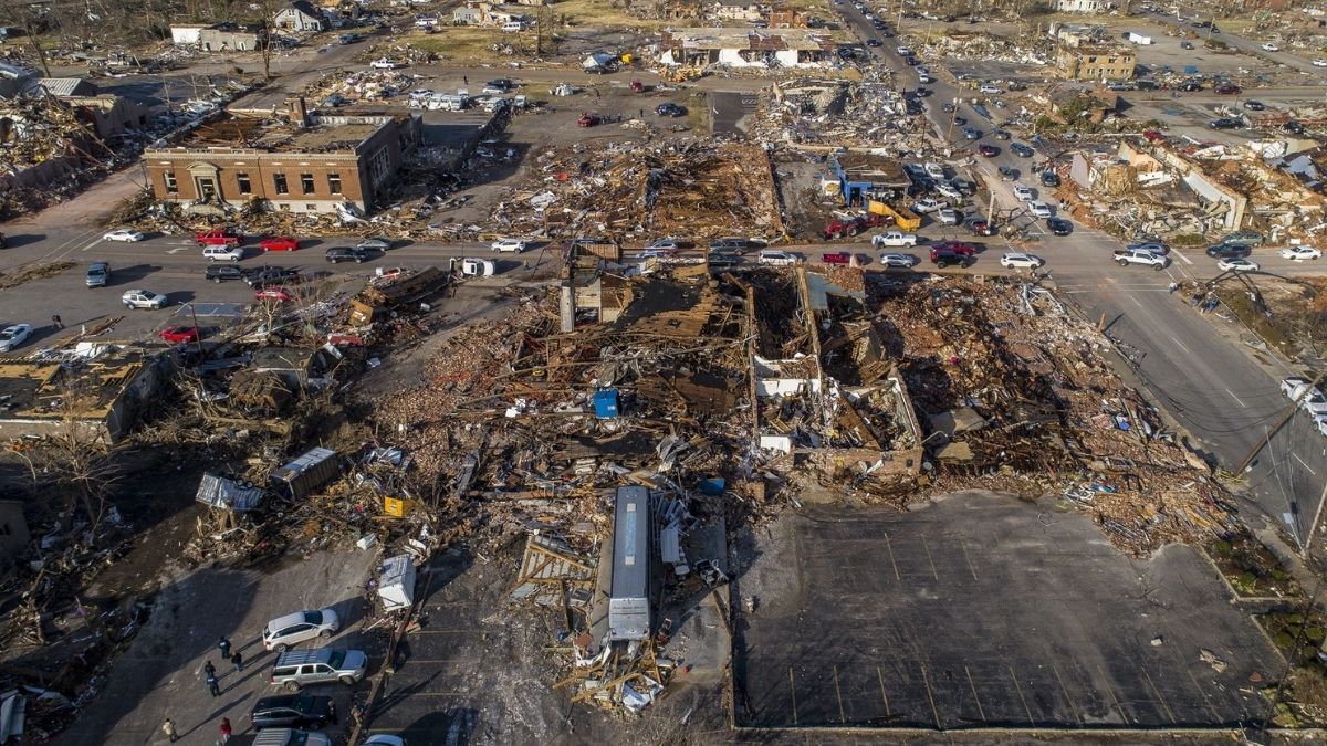 Más de 80 muertos en Estados Unidos por los tornados