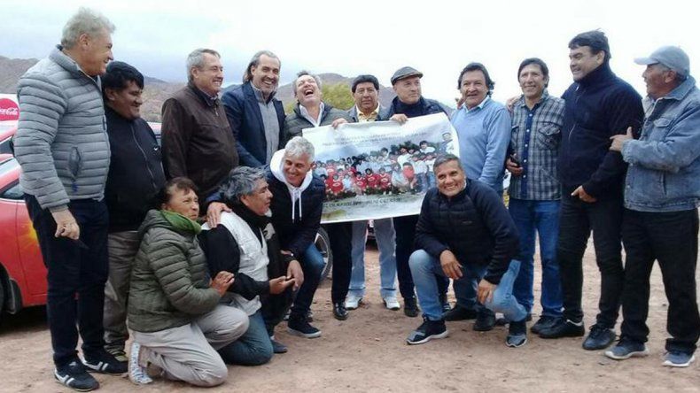 Promesa a la Virgen de Tilcara: ahora se contradicen los campeones