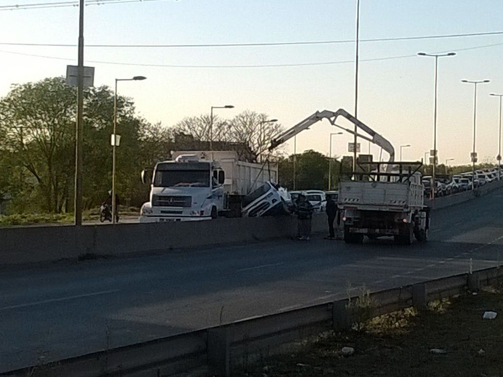 Acceso Sur 3