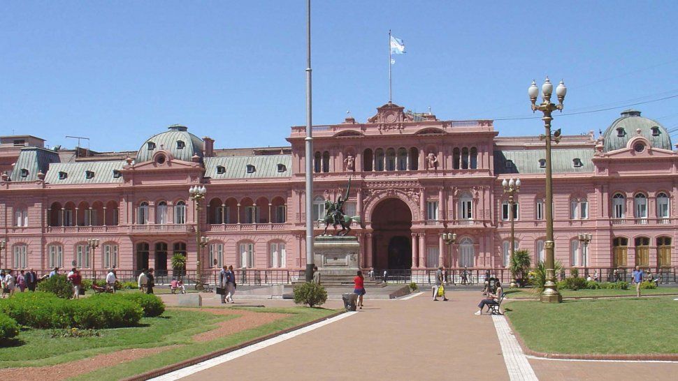 ¿Se suma a la política? Se vio a una famosa deportista almorzando en la Casa Rosada