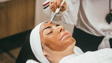 Consejos y tratamientos para cuidar el rostro en otoño e invierno.&nbsp;