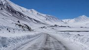 Paso de Jama con nieve - Imagen creada con IA Paso de Jama con nieve - Imagen creada con IA