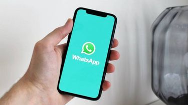 WhatsApp: los ciberdelincuentes usan números de otros lugares para engañarte