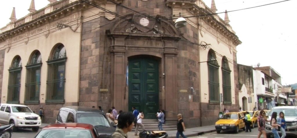 Sin atención en bancos