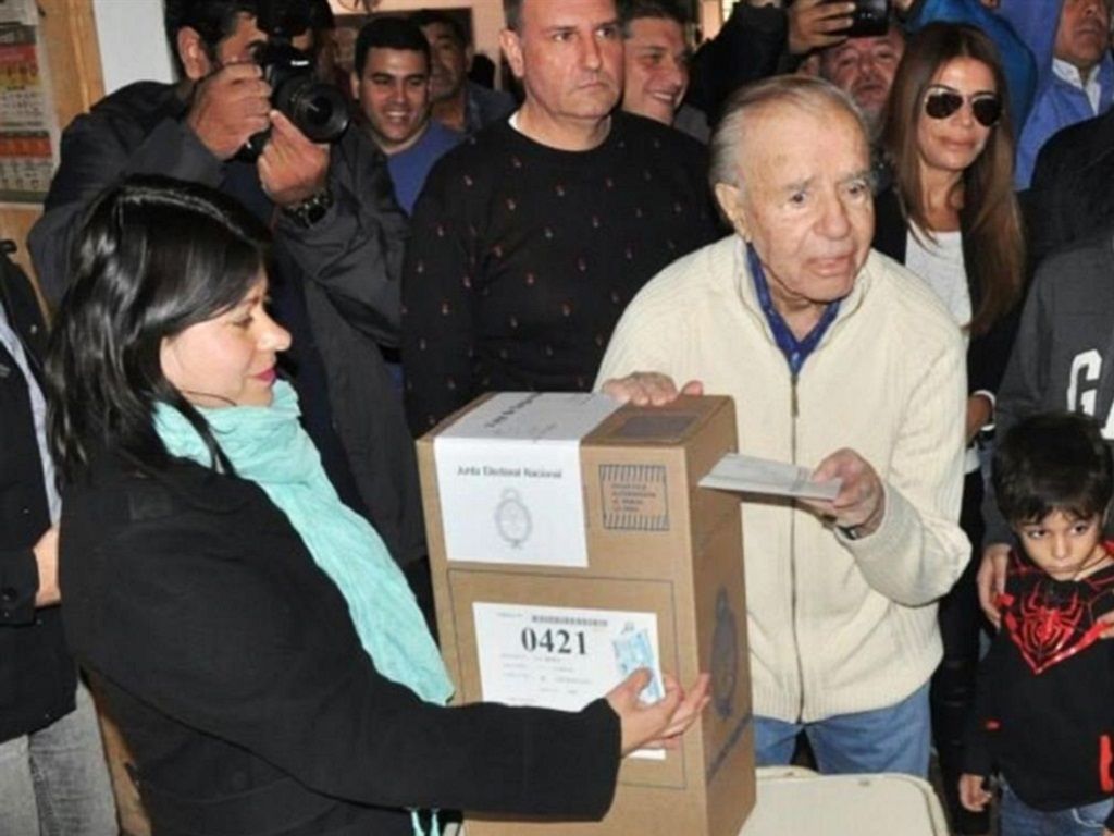 Carlos Menem votó en La Rioja