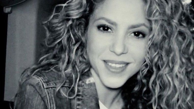 Shakira tuvo que volver a Barranquillas por un desperfecto en su avión