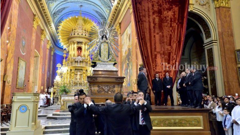 Señor del Milagro - Virgen del milagro.jpg