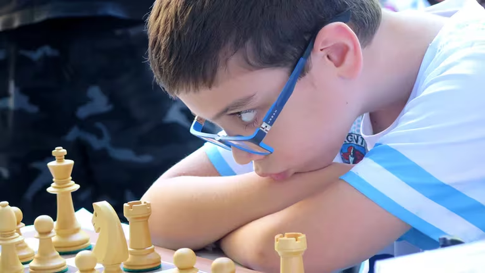 Faustino Oro se convirtió en el maestro internacional más joven de la historia de la disciplina